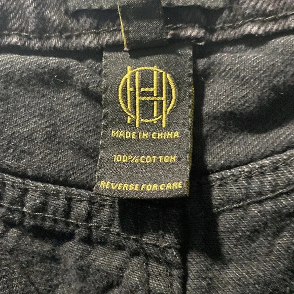 House of Harlow Black Denim Hidden Button Fly High Rise Cut Off Jean Shorts 30 - Picture 2 of 5